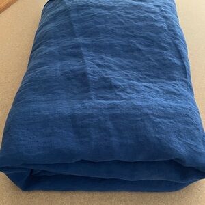 Brooklinen King/Cali king duvet cover pre washed soft pure linen royal blue